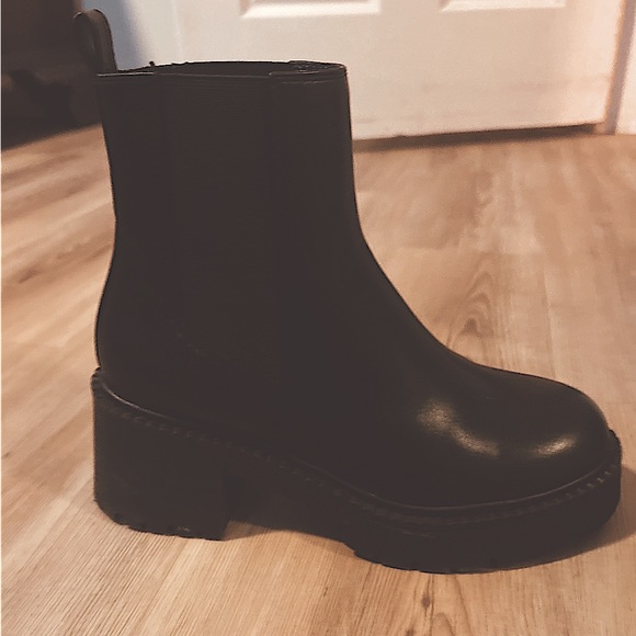 Madden Girl black boot - Picture 2 of 2